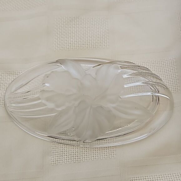Studio Nova Japan Frosty Egg Shape Flower Tray 7"-4" - Picture 14 of 16